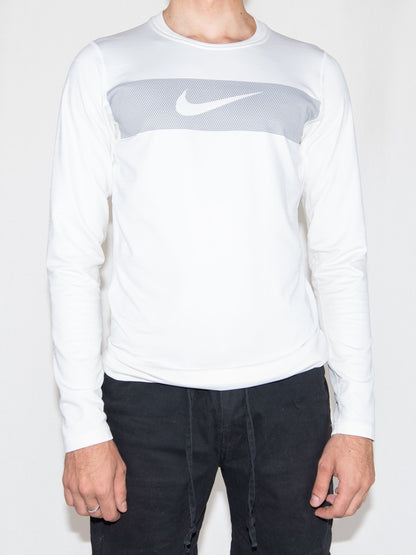 White Nike Sweater-M Excellent / Nike / M