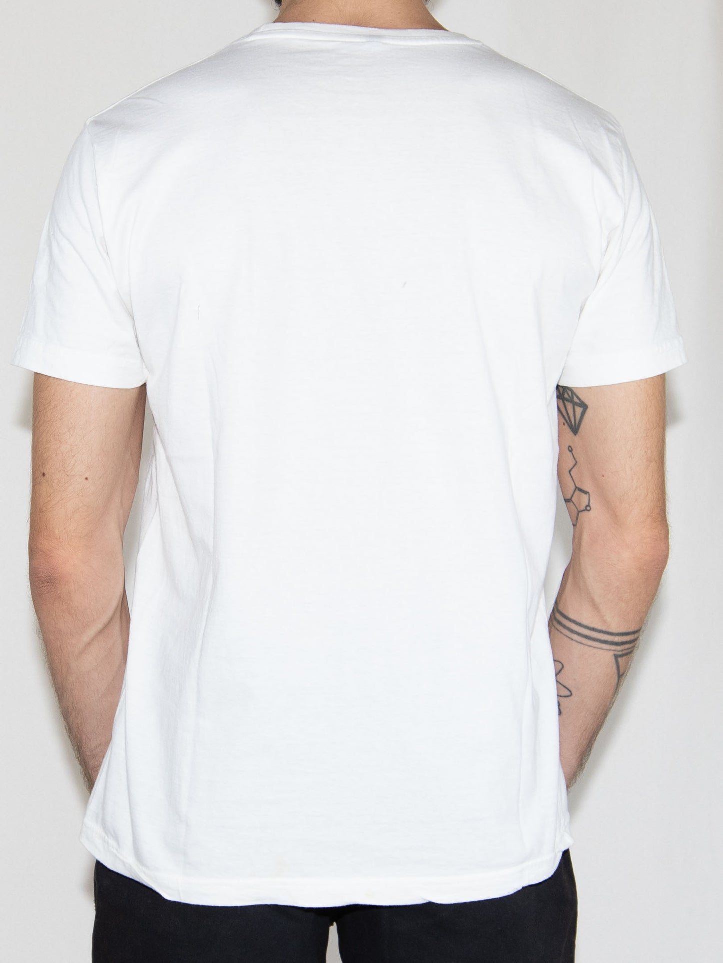 White  Tshirt-M Excellent / - / M