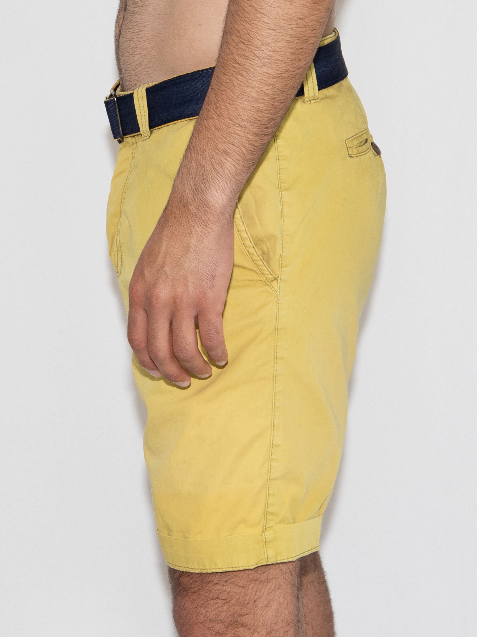 Mustard Pull&Bear Shorts-42 Excellent / Pull&Bear / 42