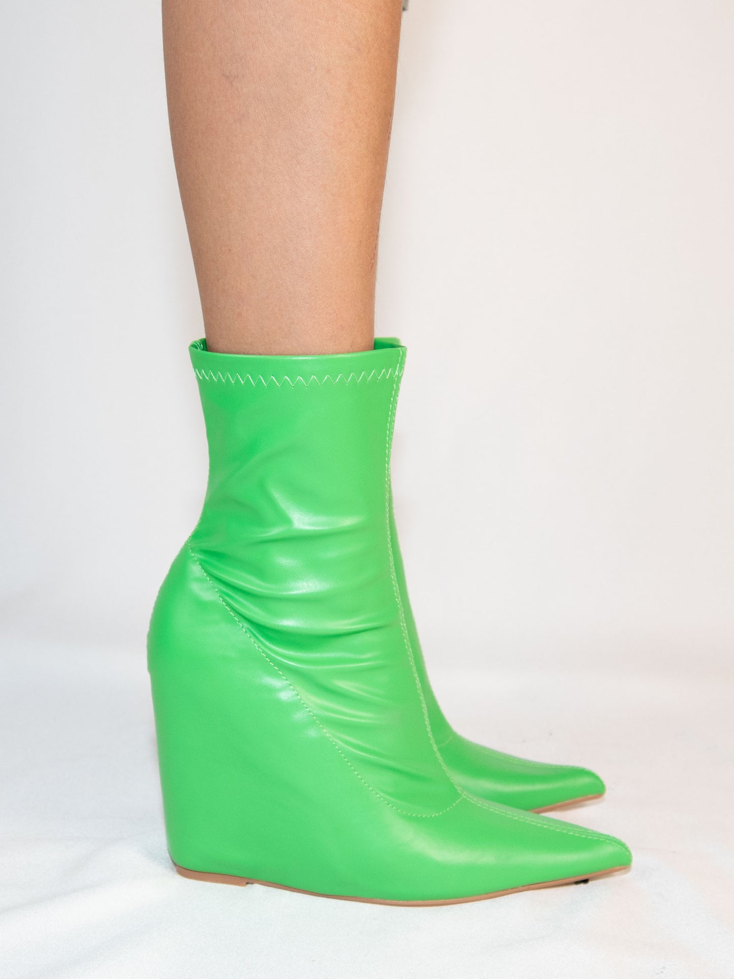 Green Public Desire Heeled Boots-38 Brand New / Public Desire / 38