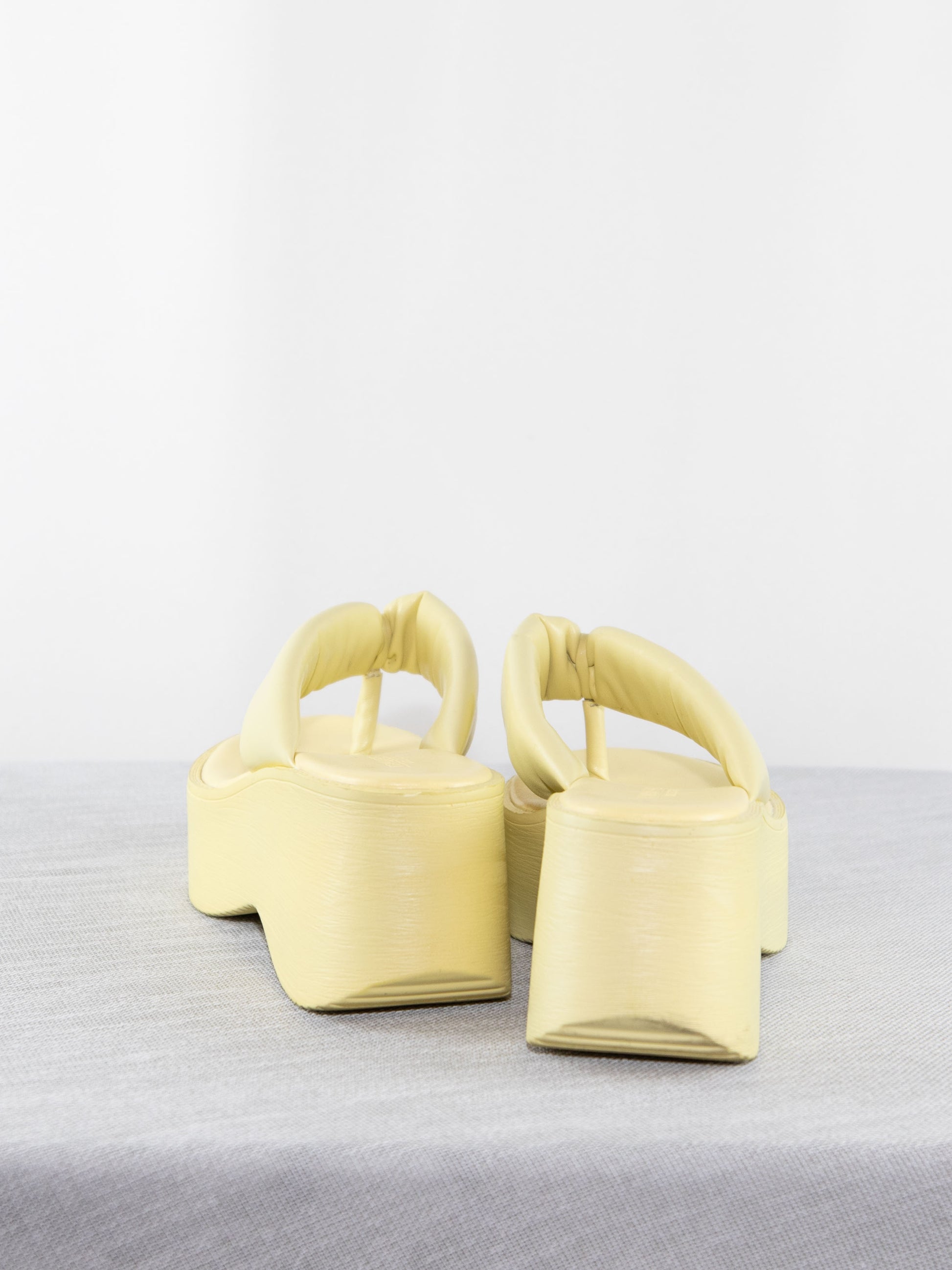 Yellow Truffle Collection Platform-36 Brand New / Truffle Collection / 36